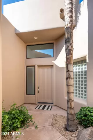 Photo #3: 6752393 Listing