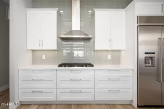 Photo #6: 6752393 Listing