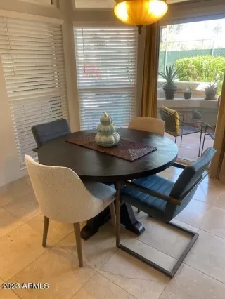 Photo #4: 6752433 Listing