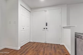 Photo #2: 6752436 Listing