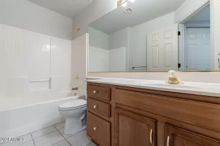 Photo #6: 6752479 Listing