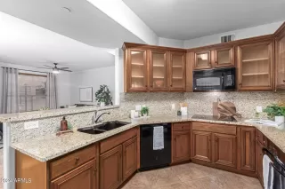 Photo #5: 6752712 Listing 