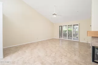 Photo #4: 6752750 Listing