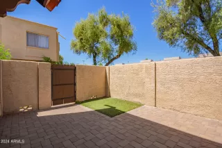 Photo #2: 6752898 Listing