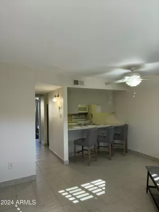 Photo #2: 6752966 Listing