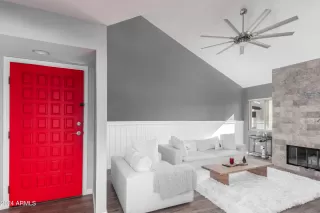 Photo #2: 6753552 Listing 