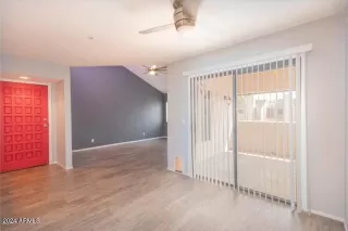 Photo #5: 6753552 Listing 