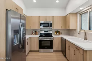 Photo #4: 6753598 Listing