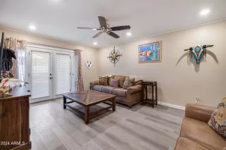 Photo #1: 6753700 Listing