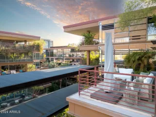 Photo #1: 6753876 Listing