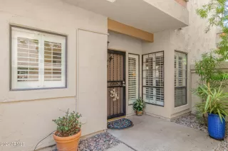 Photo #4: 6754164 Listing