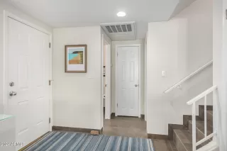 Photo #5: 6754164 Listing