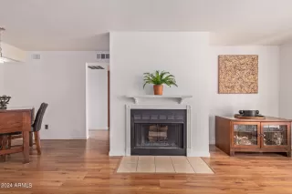 Photo #3: 6754214 Listing