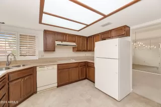 Photo #4: 6754335 Listing