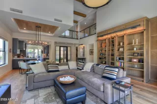 Photo #1: 6754353 Listing 