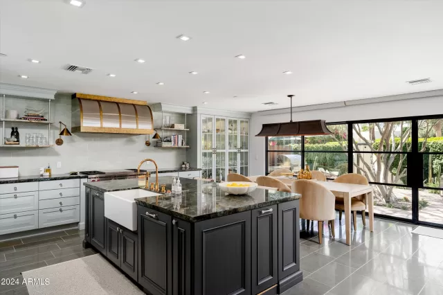 MLS: 6754435 Condo For Sale