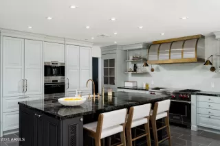 Photo #2: 6754435 Listing