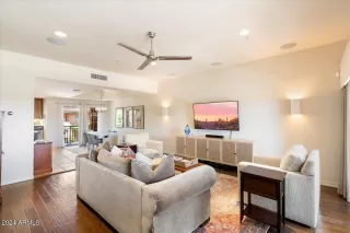 Photo #6: 6754436 Listing 