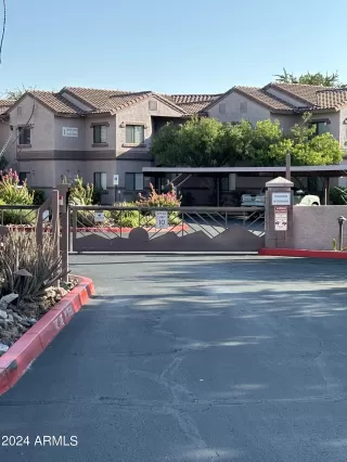 Photo #1: 6754713 Listing 