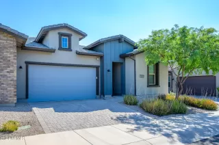 Photo #2: 6754806 Listing