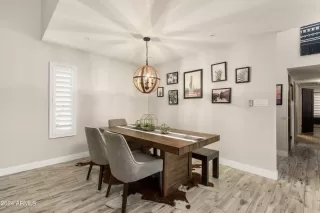 Photo #5: 6755448 Listing