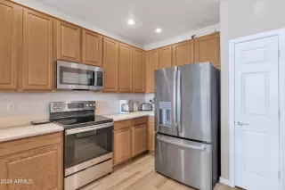 Photo #4: 6755552 Listing