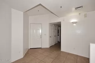 Photo #5: 6755641 Listing