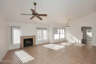 Photo #6: 6755641 Listing