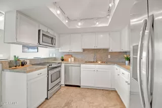 Photo #1: 6756004 Listing