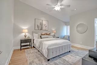 Photo #2: 6756004 Listing