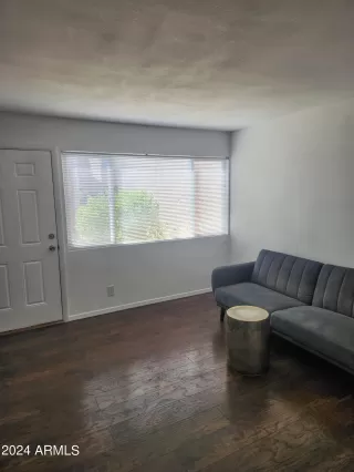 Photo #2: 6756051 Listing