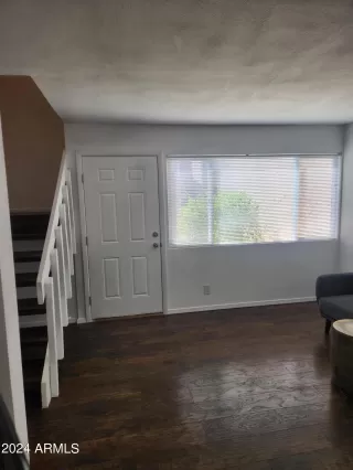 Photo #3: 6756051 Listing