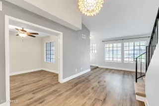 Photo #2: 6756445 Listing 