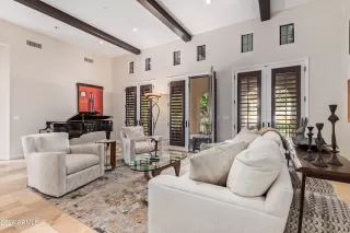 Photo #5: 6756627 Listing 