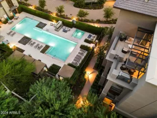 Photo #1: 6756705 Listing 