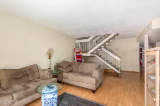 Photo #6: 6756710 Listing