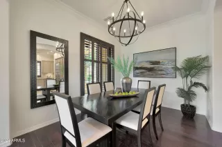 Photo #5: 6756737 Listing