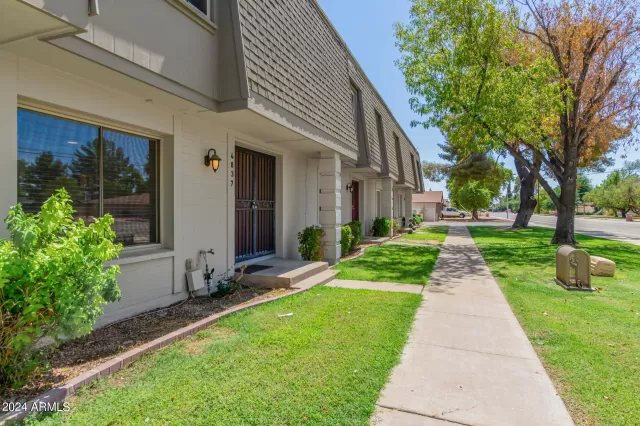 MLS: 6756798 Condo For Sale