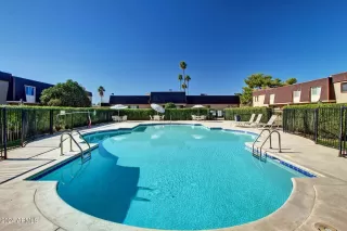 Photo #6: 6756798 Listing