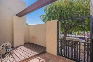 Photo #1: 6756896 Listing 