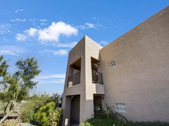 MLS: 6756993 Condo For Sale