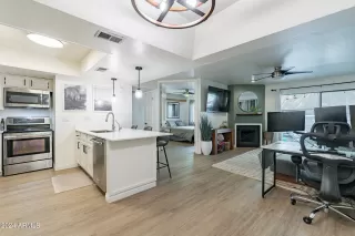 Photo #4: 6757010 Listing