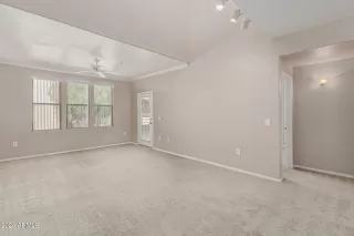 Photo #2: 6757366 Listing