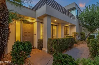 Photo #5: 6757539 Listing 