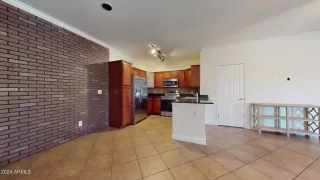 Photo #5: 6757656 Listing