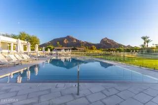 Photo #2: 6757668 Listing 