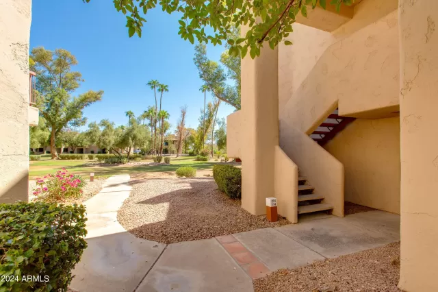 MLS: 6758021 Condo For Sale