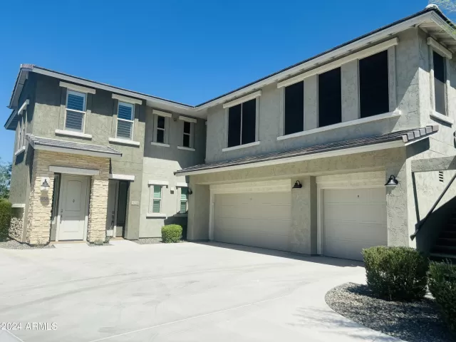 MLS: 6758162 Condo For Sale