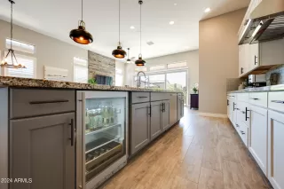 Photo #6: 6758295 Listing 