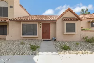 Photo #2: 6758444 Listing